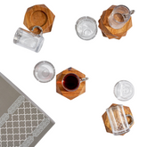 طقم استكانة 18 قطعة مع صحن خشب - شفاف